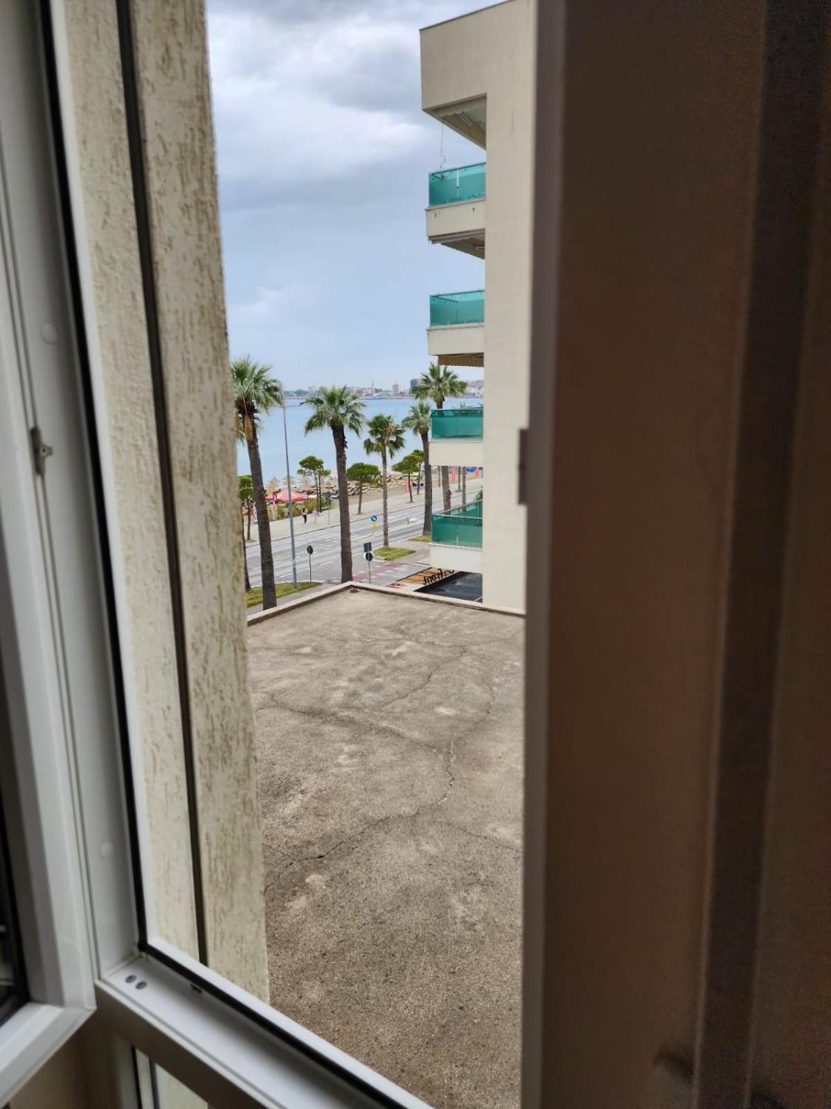 Apartment Jrl *